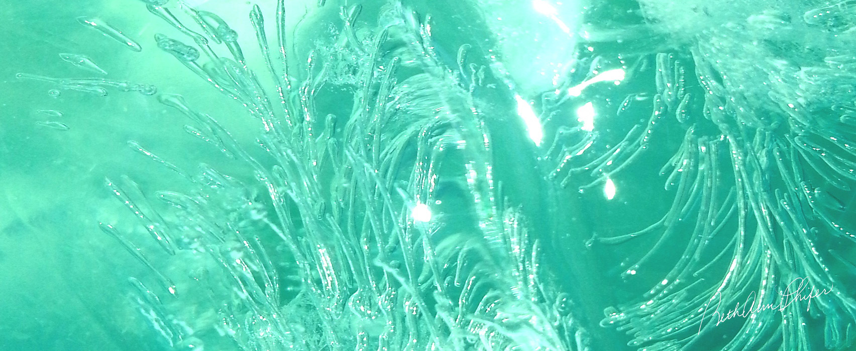 refreshing-ice-cubes-LR-RGB-with-sig